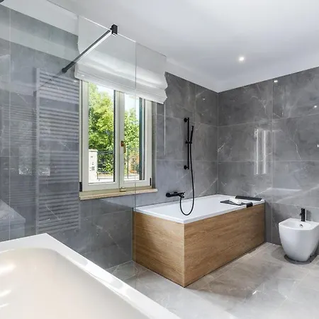 빌라 Beautiful Omo With Pool In